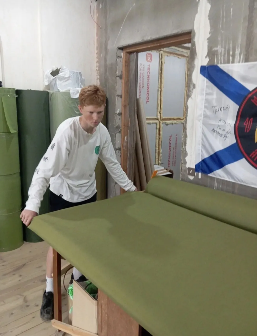 Школьники встали к раскрою, 1433 белья сшито