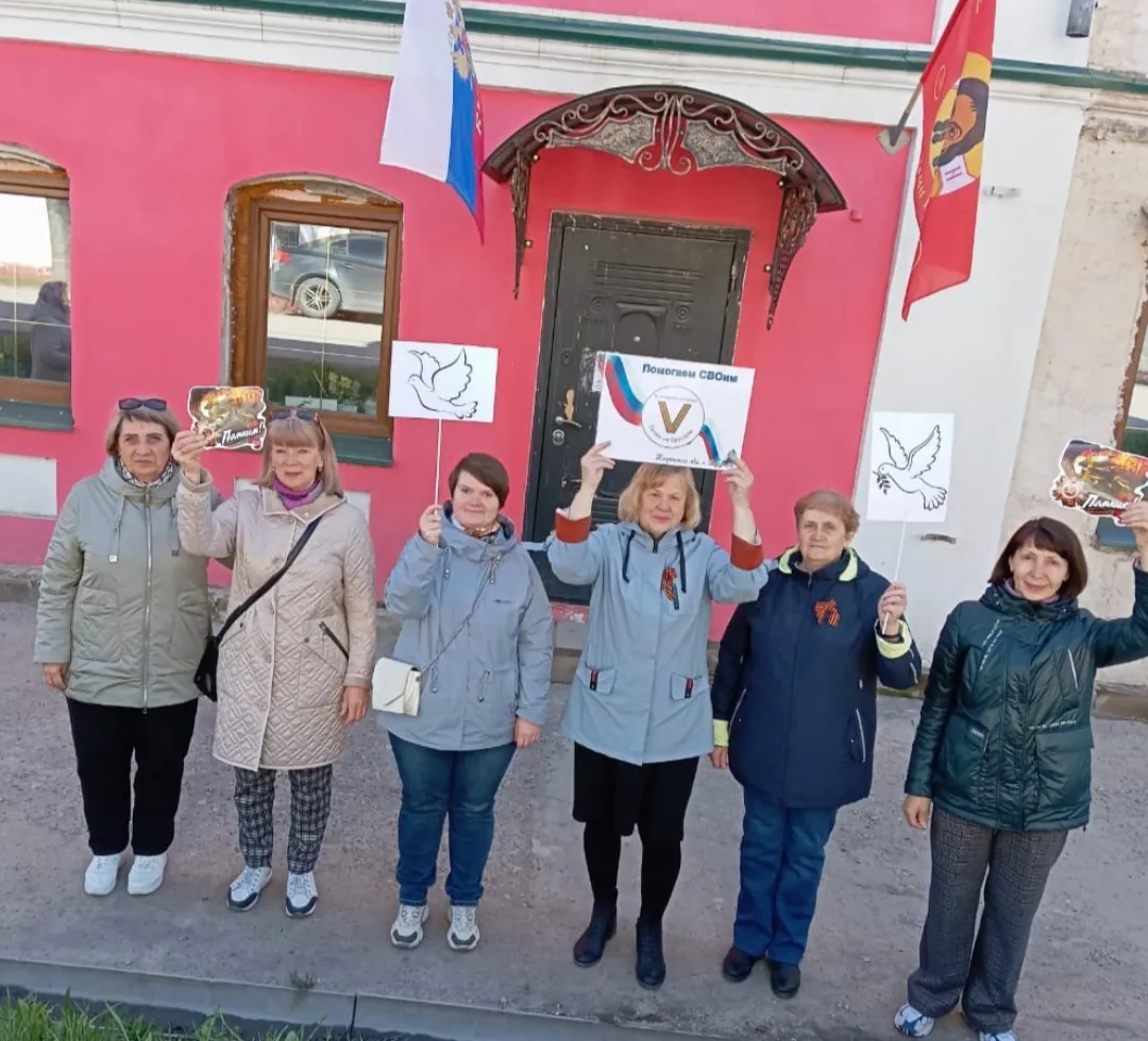 Участие в автопробеге «Мы помним», чтение стихов, новые помощники, баночки, сшитое бельё и сушёный шиповник.