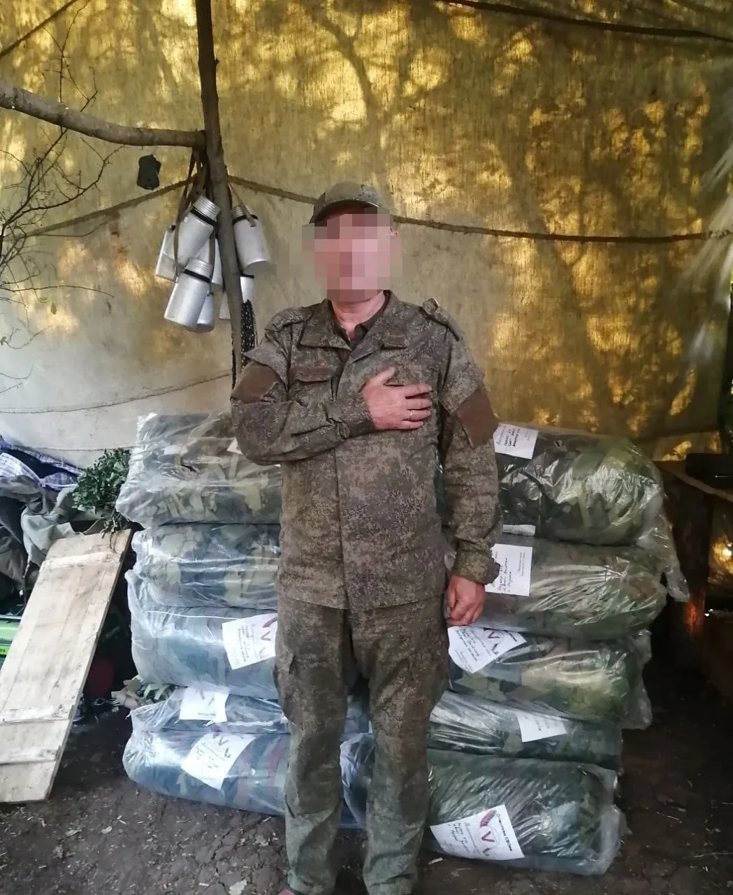 Получена благодарность за спецзаказ из 10 маскировочных сетей, идёт обычная работа и сбор пожертвований на материалы.