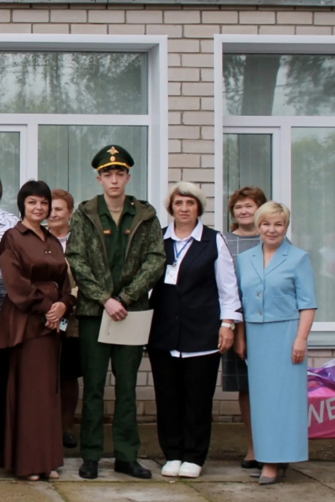 Первое сентября: наградили детей-помощников подарками и письмами, встретились с благочинным.